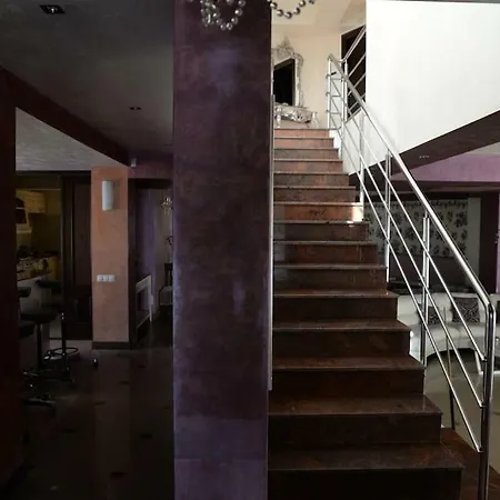 فيلة Dream Party بوخارست