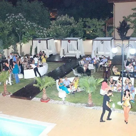 Dream Party Villa